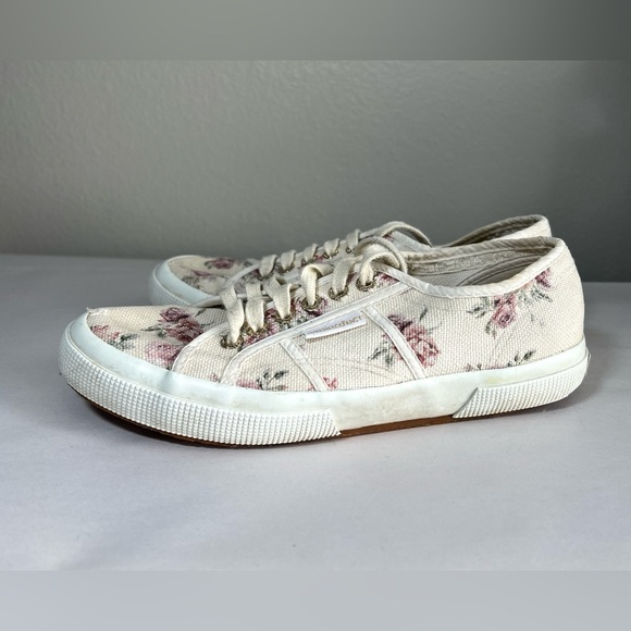 Superga Womens Sneakers Size 7 Floral print Skater Retro Coquette Girly Shoes - Picture 3 of 10